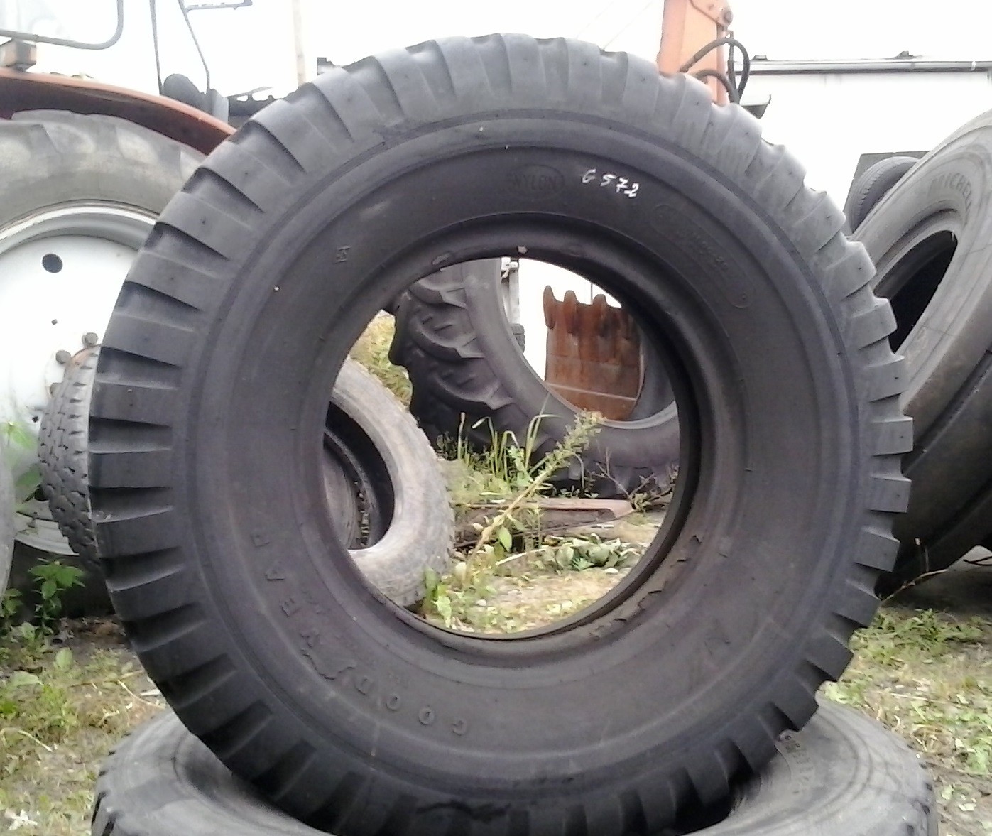 (G572) Opona 11.00 R20  Goodyear  — zdjęcie 2