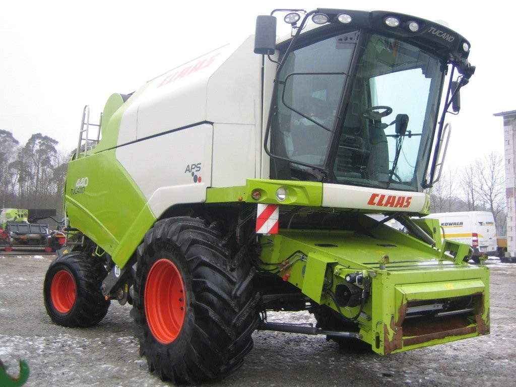 Claas Tucano 440 6,6m vario - 2007 — zdjęcie 2