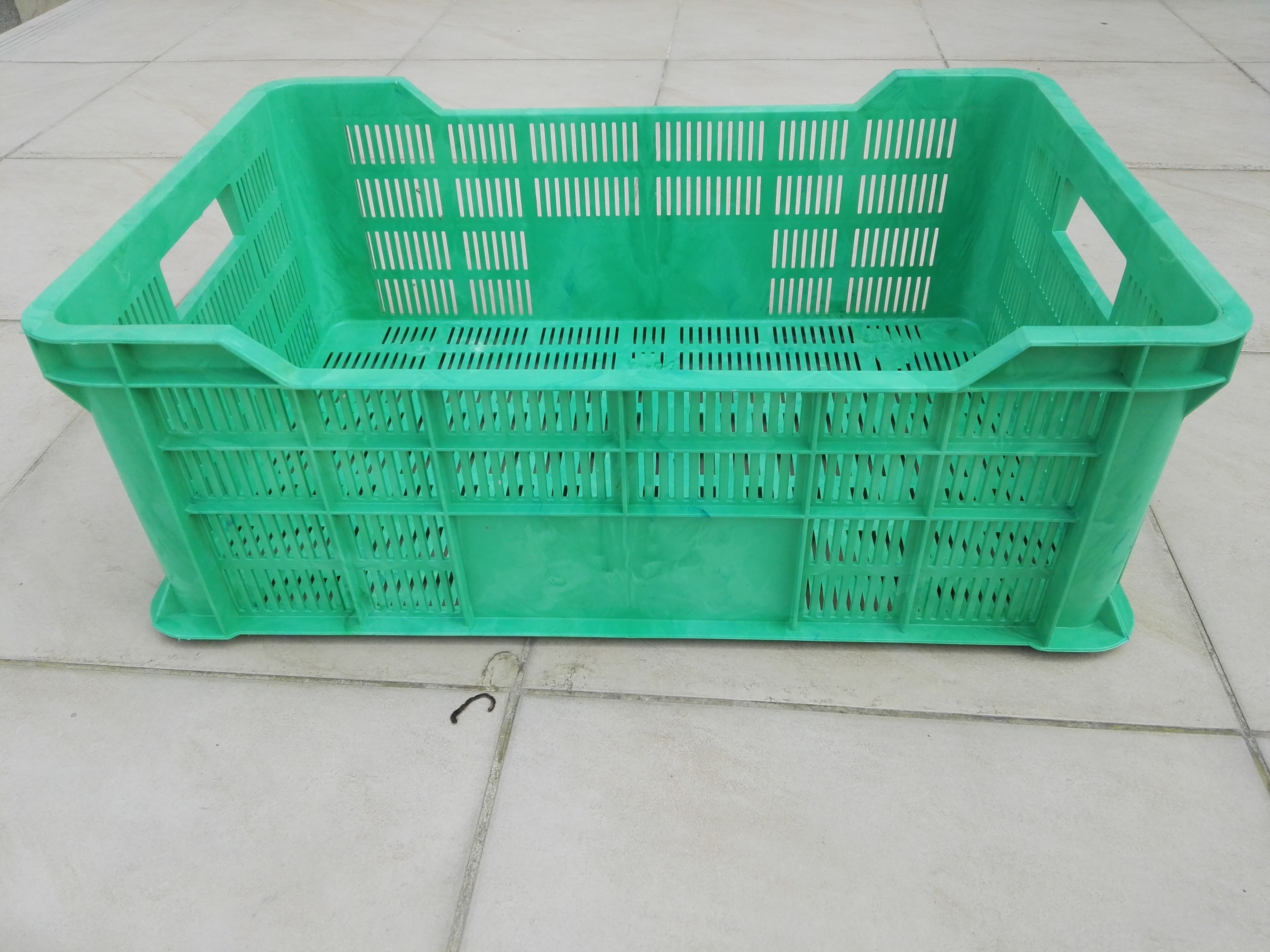 Skrzynki plastikowe na owoce  — zdjęcie 6