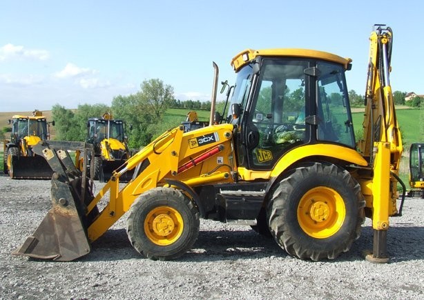 Koparko ładowarka JCB 3CX Sitemaster z roku 2005 — zdjęcie 2