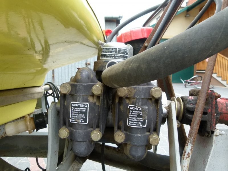 Opryskiwacz polowy 1200 l — zdjęcie 2