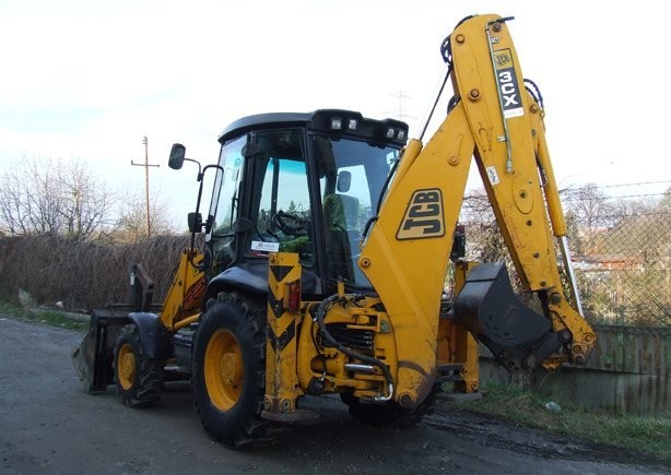JCB 3CX CONTRACTOR z roku 2004 — zdjęcie 2