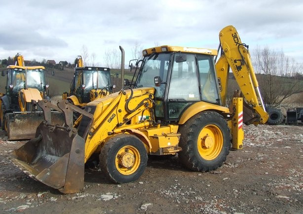 JCB 3CX Contractor z roku 2000, — zdjęcie 1