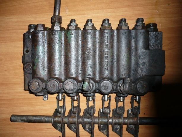 Rozdzielacz Hydrauliczny John Deere 1065,1075,1085,1174,1177,