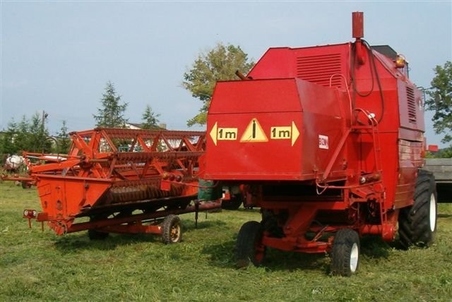 Kombjn Bizon Rekord 058 , rok prod. 1989 — zdjęcie 2