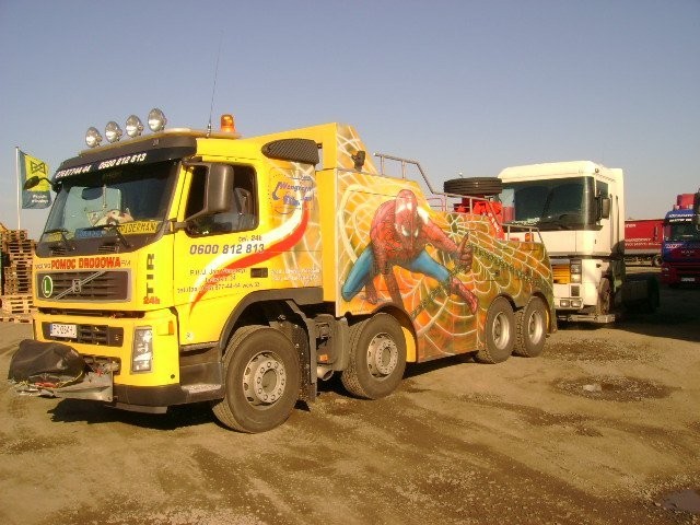 Holowanie Tir kraj,zagranica 600812813 Non Stop — zdjęcie 1