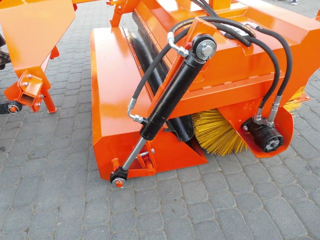 Zamiatarka nowa do mini traktorka kubota iseki shibaura — zdjęcie 4