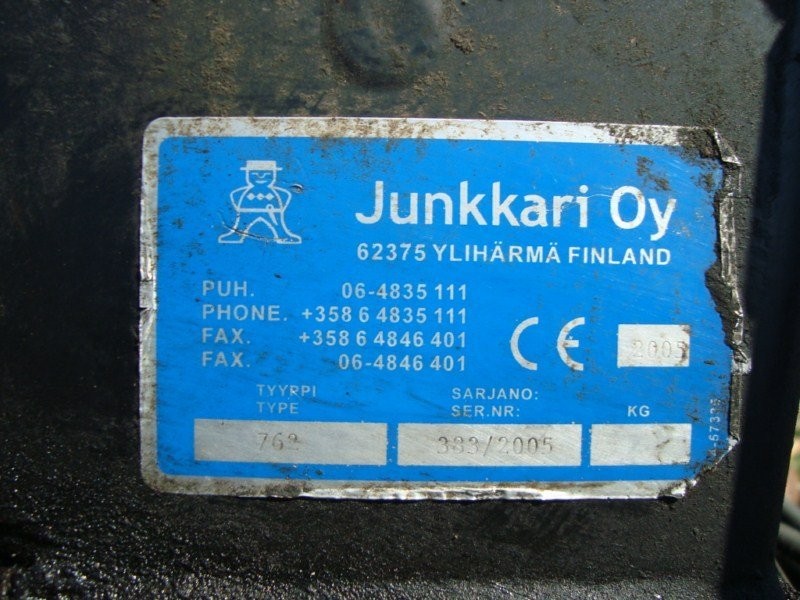 Przyczepa do zrywki drewna z HDS Junkkari Patruuna — zdjęcie 1