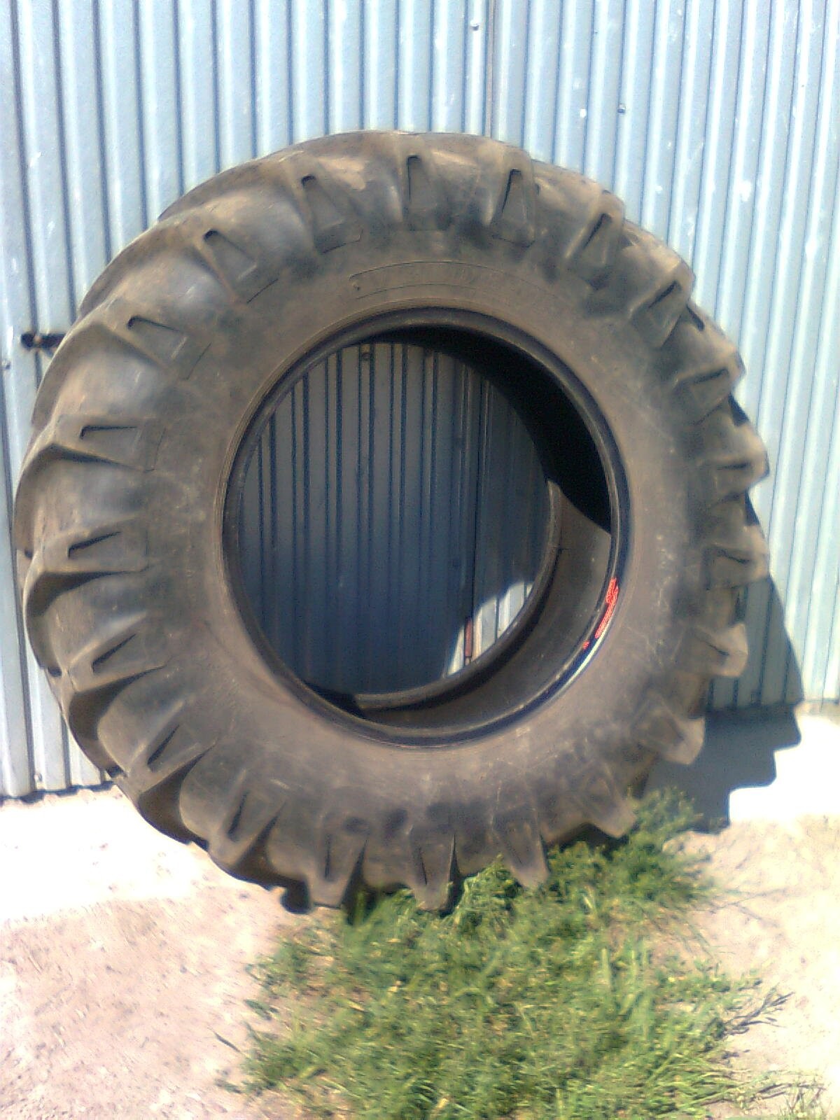 Vredestein Transport Tractor Type - 18.4-30 10PR — zdjęcie 2