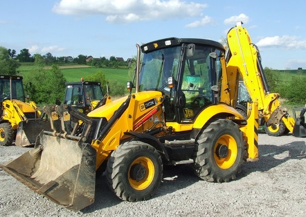JCB 3CX Contractor z roku 2008 /