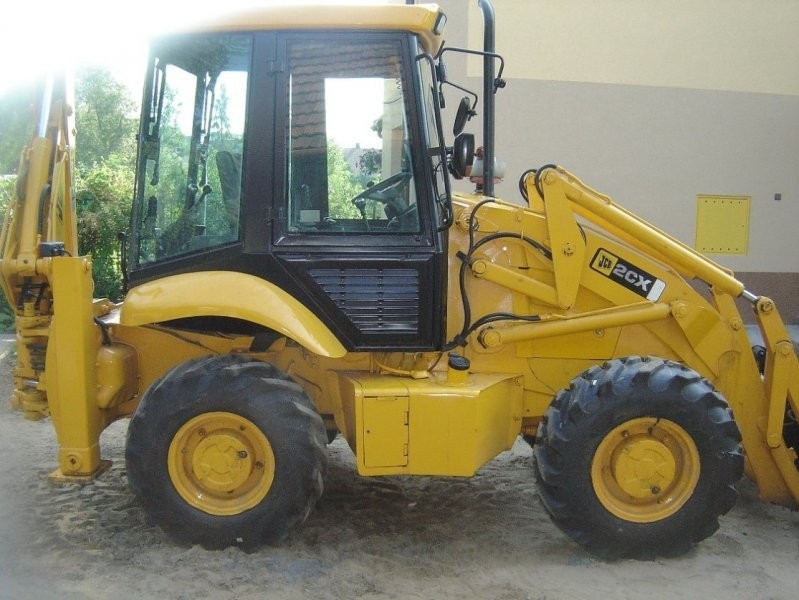 2CX------JCB 2CX Koparkoładowarka---..rok 2006---- — zdjęcie 2