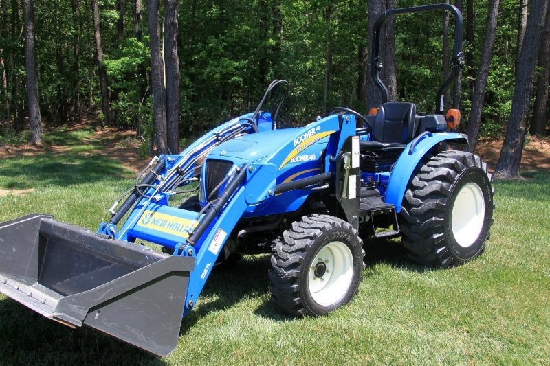 Sprzedanie New Holland Boomer 04.0F — zdjęcie 3