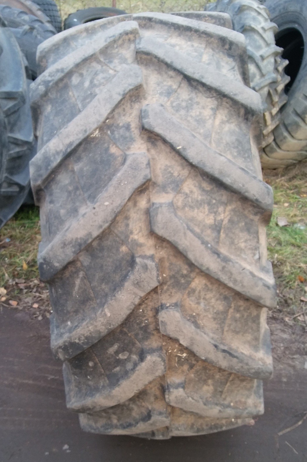 (G1204) Opona 540/65 R24 Trelleborg