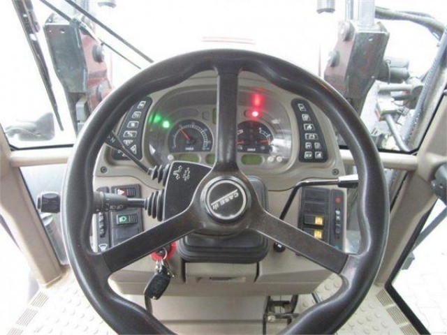 Case IH CVX 1135 — zdjęcie 4
