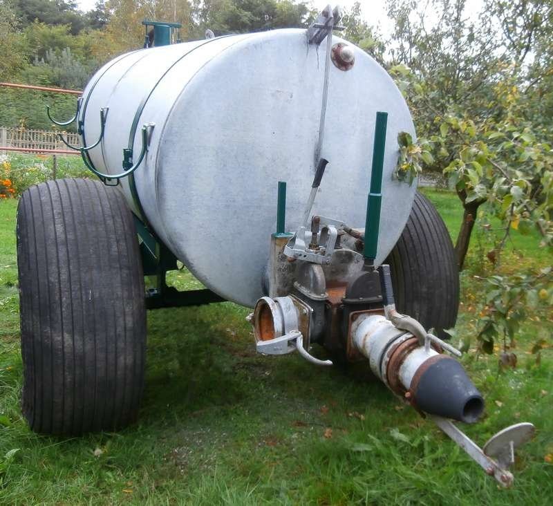 Bizon beczkowóz 3750 l, IPSAM, wóz asymilacyjny - 1988 - 3750 — zdjęcie 3
