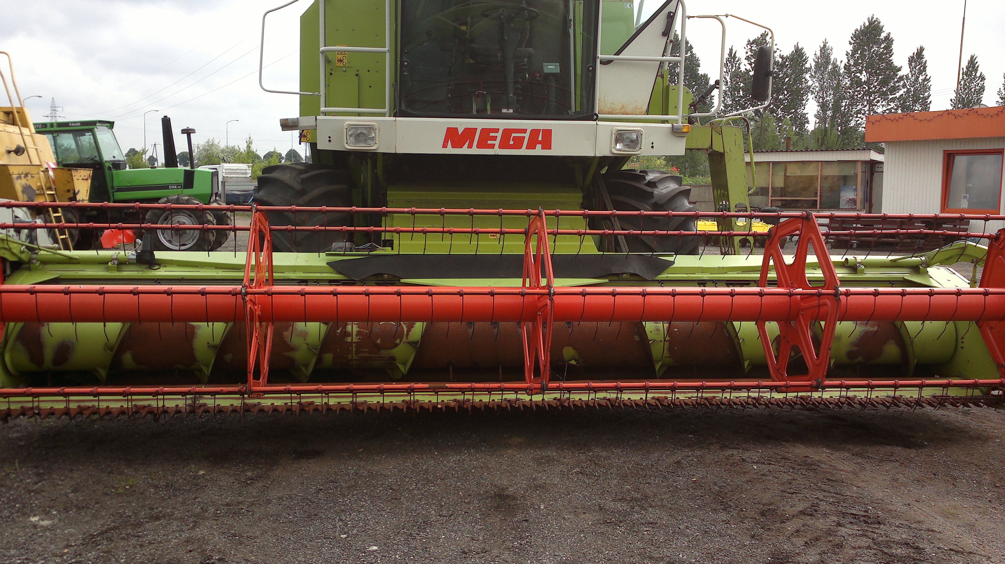Kombajn CLAAS MEGA 218 4x4 — zdjęcie 3