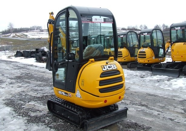 Minikoparka gąsienicowa JCB 8016 CTS , roku 2011. — zdjęcie 2