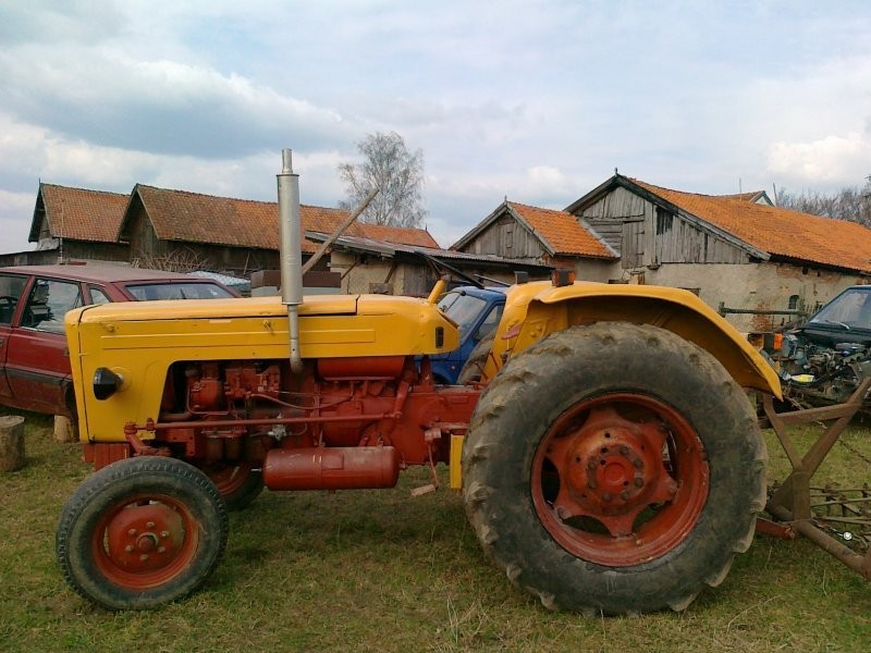 sprzedam ciągnik c355 — zdjęcie 1
