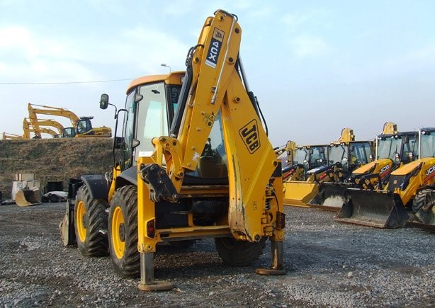 JCB 4CX Sitemaster - 2010 r. — zdjęcie 3