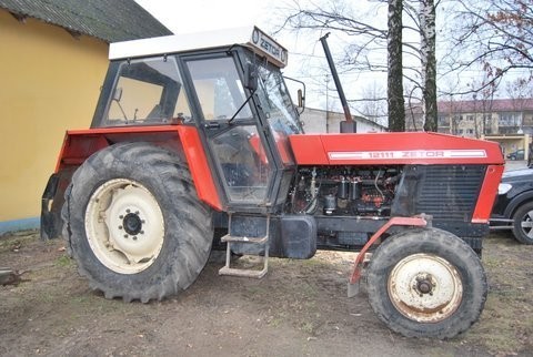 OKAZJA!! Ciągnik rolniczy ZETOR 1211 TANIO!! — zdjęcie 4