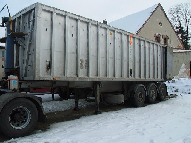 Sprzedam naczepe idealną do zboża i nietylko — zdjęcie 2
