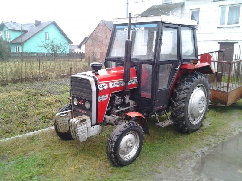 SPRZEDAM MF 255 ORGINAŁ