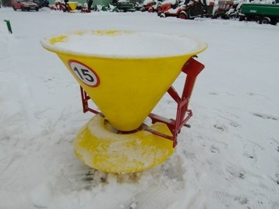 Rozsiewacz do soli, piasku do Kubota Yanmar Iseki — zdjęcie 4