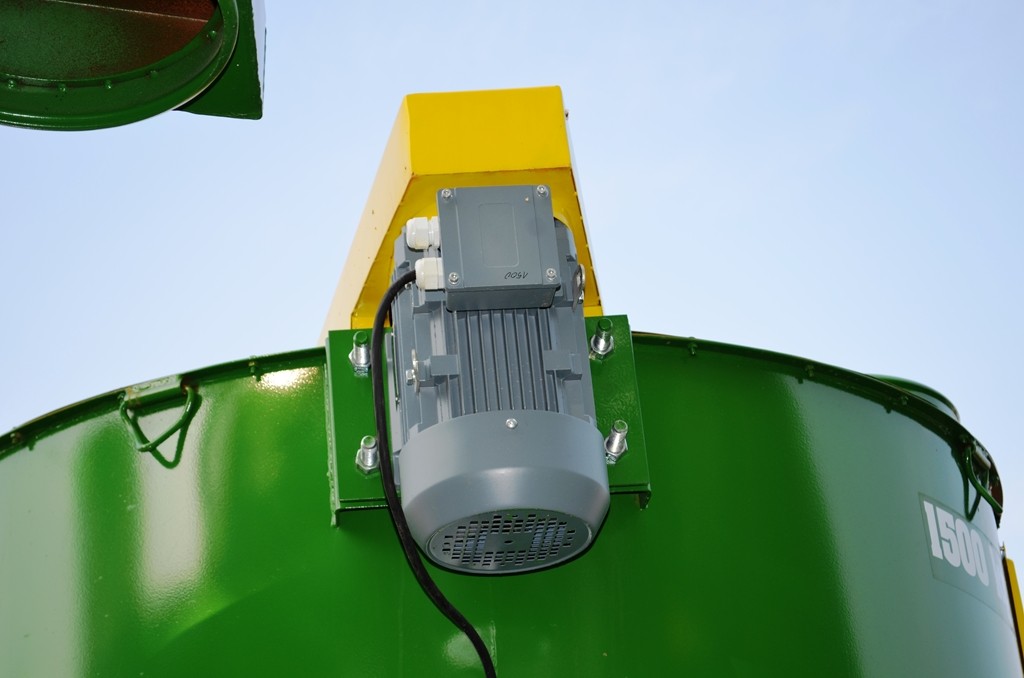 Mieszalnik pasz M-Rol 1500kg PROMOCJA! DO WYCZEPRANIA ZAPASÓW! — zdjęcie 6