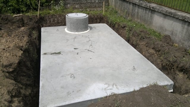 szamba zbiorniki betonowe na szambo deszczówkę eko szamba Piotrków — zdjęcie 1