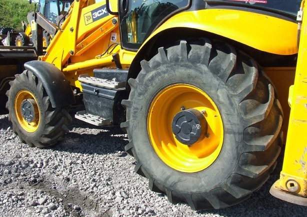 Koparko ładowarka JCB 3CX Sitemaster -rok 2008 — zdjęcie 2