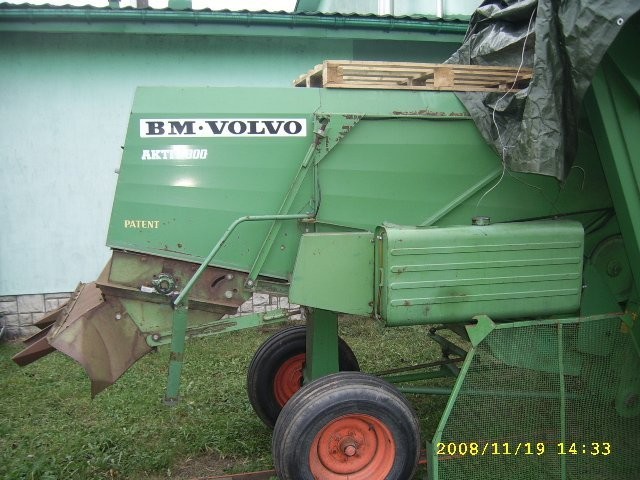 KOMBAJN ZBOŻOWY VOLVO ACTIV 800 SIECZKARNIA — zdjęcie 6