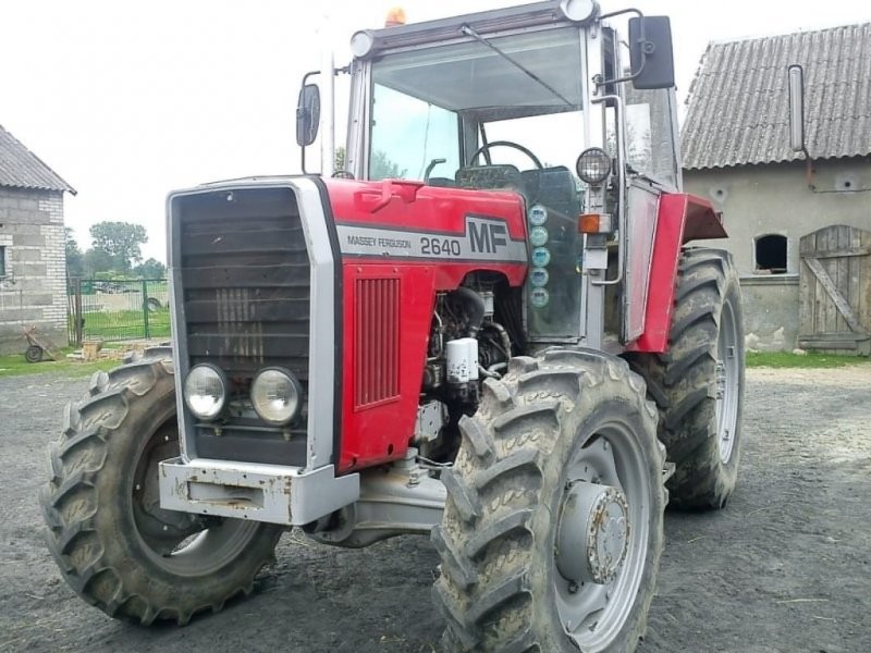 Sprzedam ciągnik rolniczy Massey Ferguson 2640 — zdjęcie 4