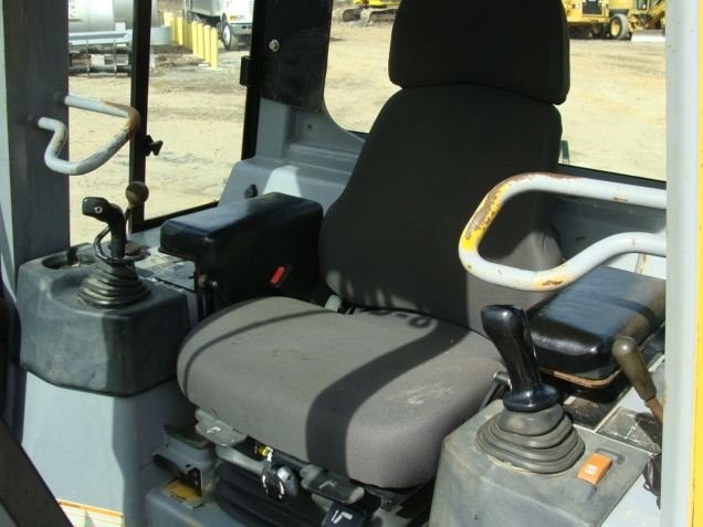 Caterpillar D5G — zdjęcie 4