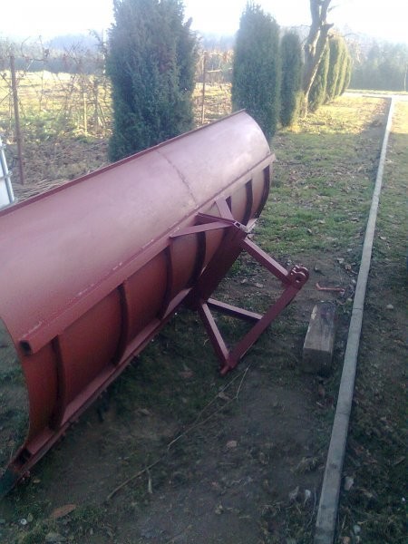 pług do sniegu — zdjęcie 1