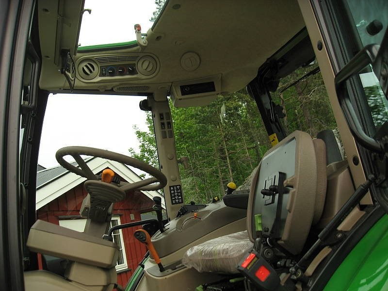 John Deere 5080 R — zdjęcie 3