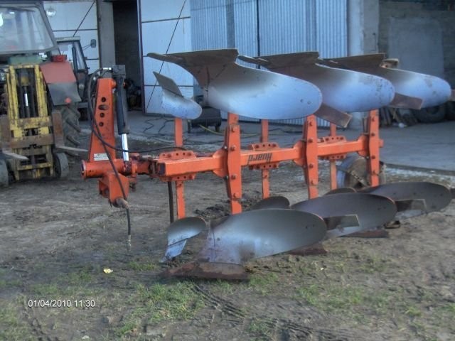 Sprzedam pług KUHN — zdjęcie 3