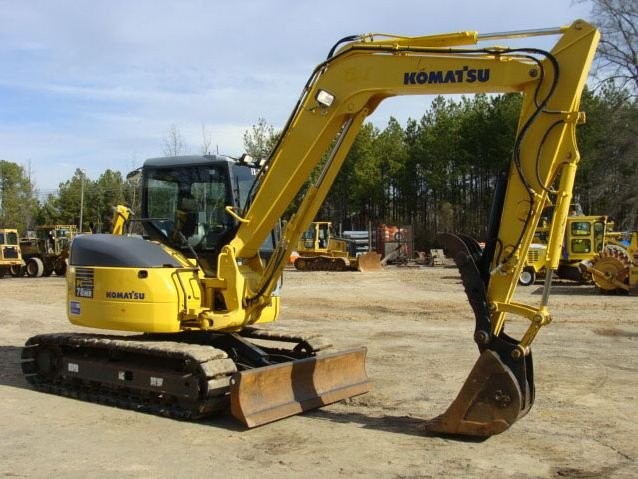 Komatsu PC78MR — zdjęcie 2