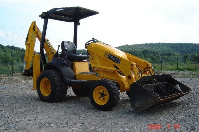 4X4-JCB MINI CX Napęd 4X4. Stan idealny. Rok 2008. — zdjęcie 1