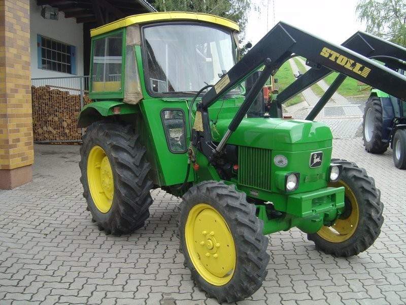 John Deere 1030 Allrad mit Frontlader — zdjęcie 1