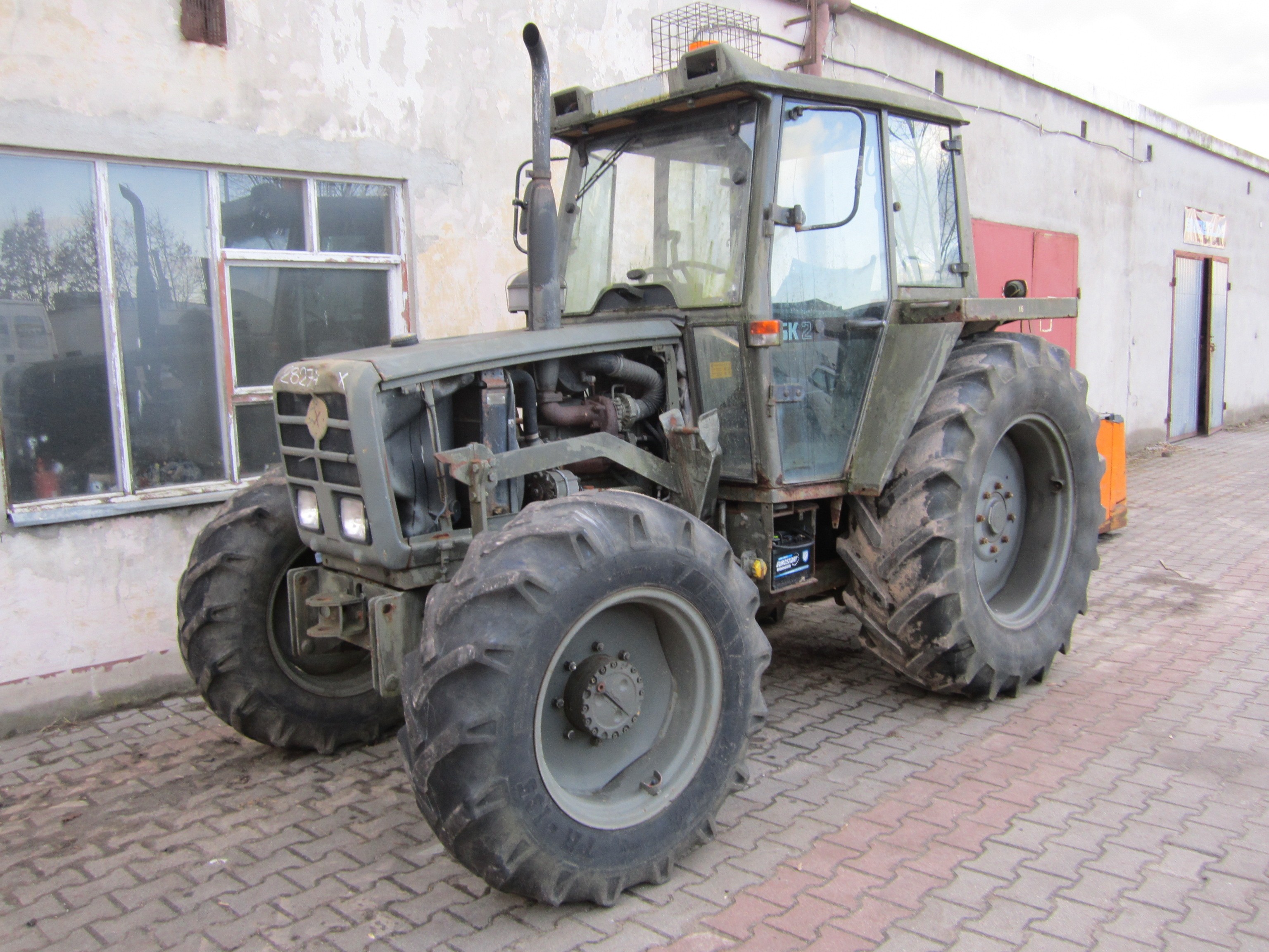 Ciągnik Steyr 8090A — zdjęcie 1
