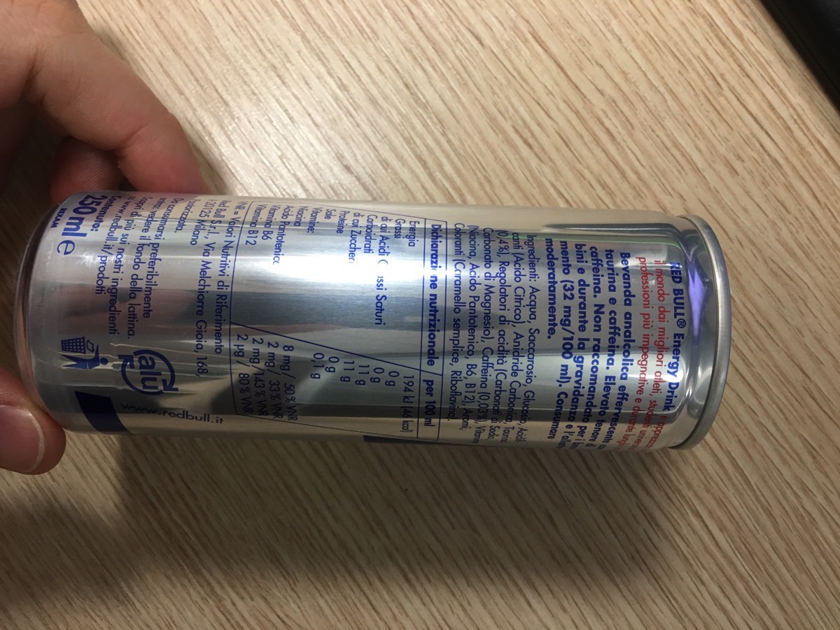 Red Bull Energy Drink 250ml 100% Austrian Origin — zdjęcie 1