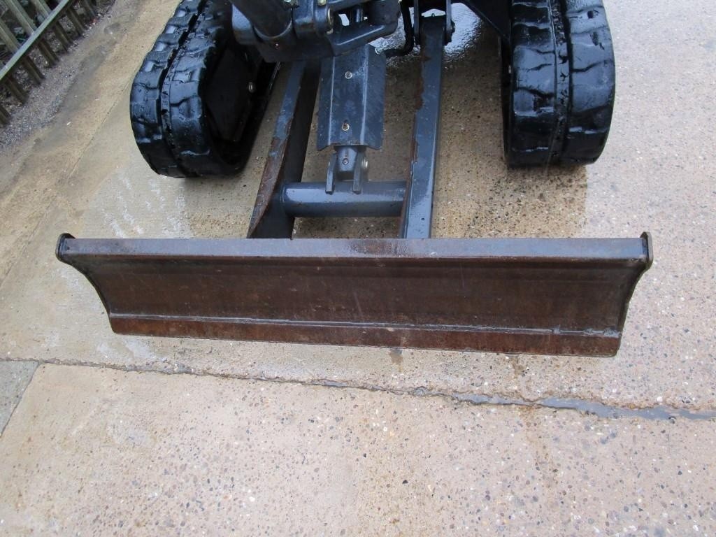 Koparka Bobcat E2.5.5 w doskonałym stanie — zdjęcie 4