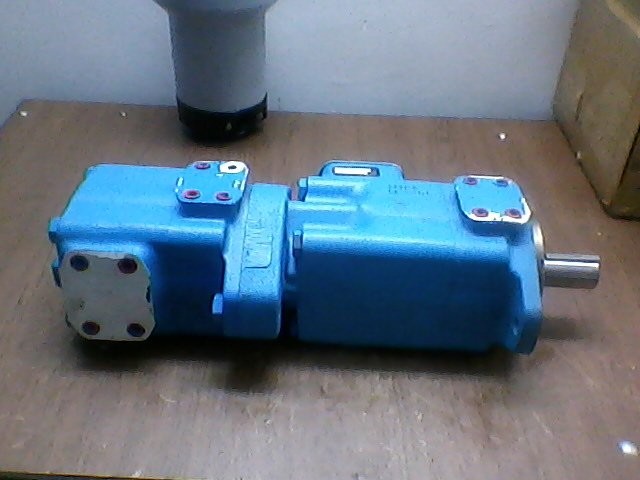 sprzedam pompe hydrauliczna vicers