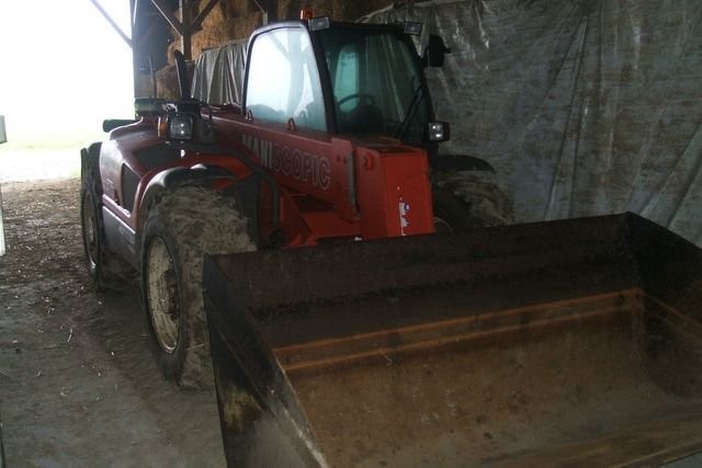 Ładowarka teleskopowa Manitou — zdjęcie 1