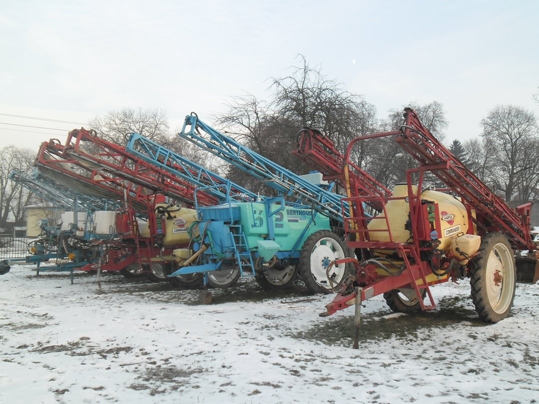 Hardi OPRYSKIWACZ MATROT M44D (EVRARD TECNOMA RAU BERTHOUD) - 1990 - 3 — zdjęcie 4