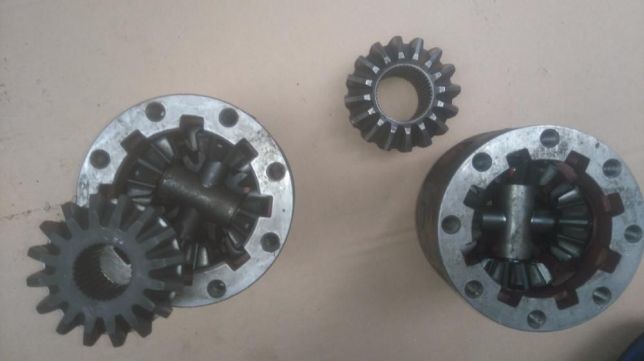 Mechanizm różnicowy do ciągników renault 120,14 133,14 110,54 155,54 — zdjęcie 1
