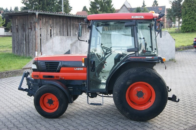 2002 Kubota L 4200 — zdjęcie 1
