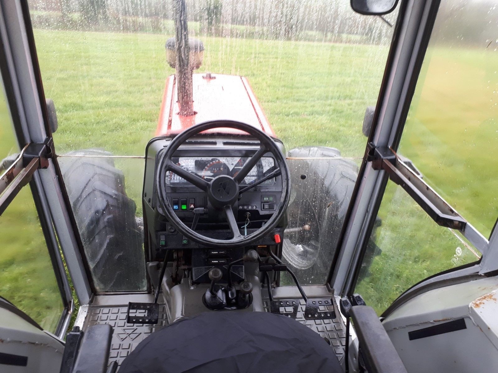 Sprzedam Massey Ferguson 390 — zdjęcie 3