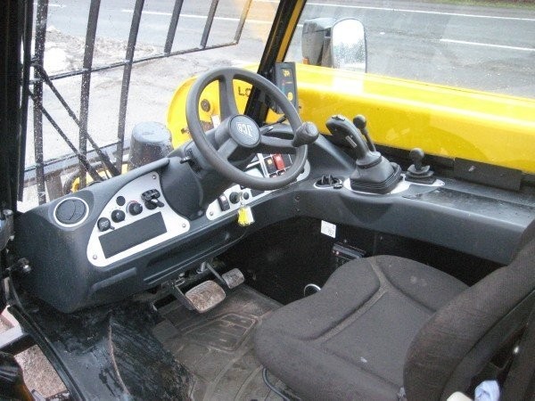 2009 JCB 524-50 — zdjęcie 3