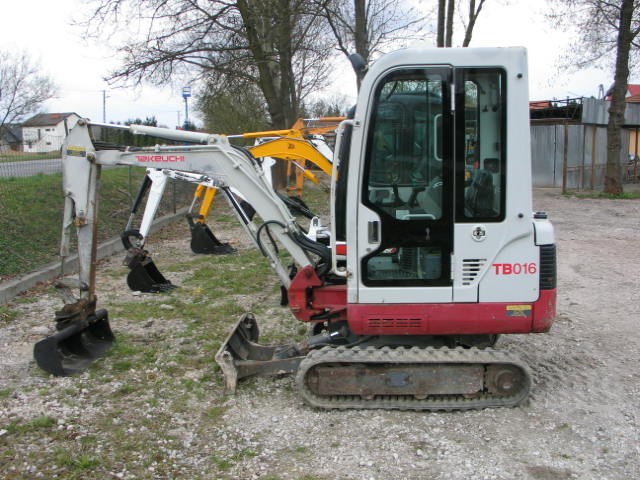 koparkikrakow.pl - Takeuchi TB016 - 2007  — zdjęcie 1